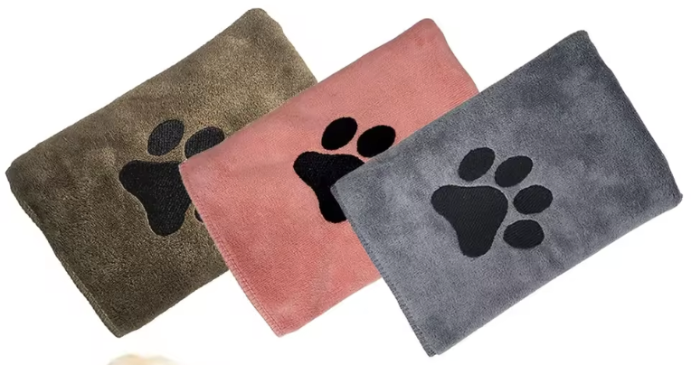 TailWaggers™ Microfiber Pet Bath Towel Embroidered Super Soft Absorbent
